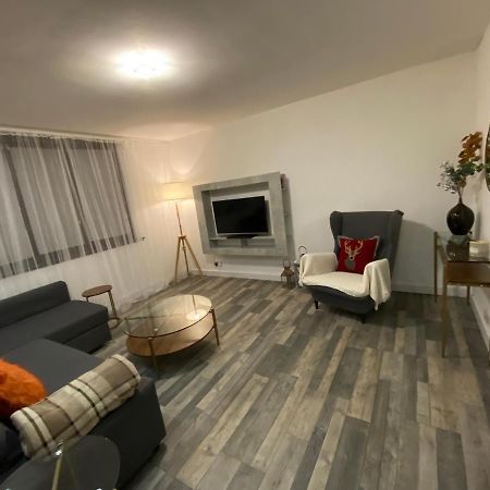 Hollemeadow Villa Bloxwich ภายนอก รูปภาพ